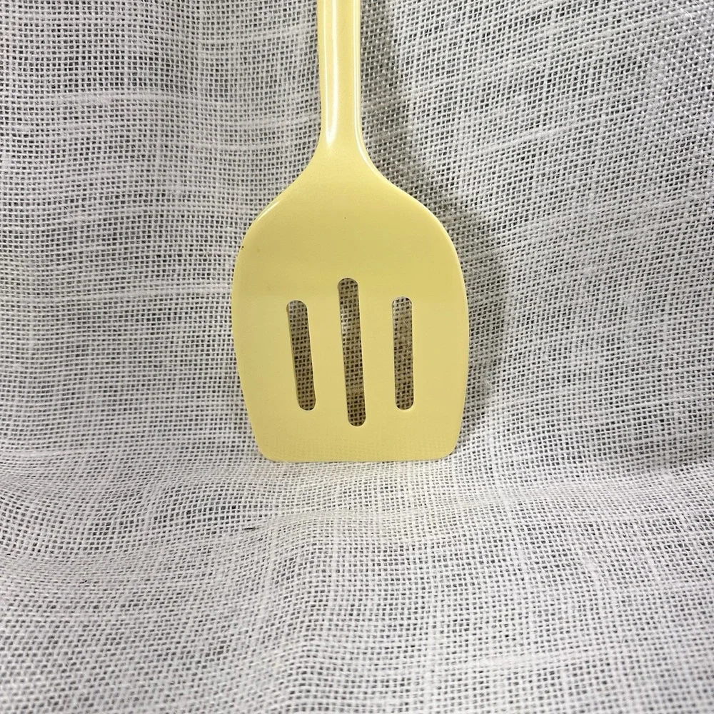 Vintage Trudeau Yellow Slotted‎ Spatula Mid Century Kitchen Utensil 1970s 2534
